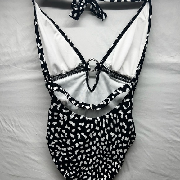 Michael Kors Black & White Animal Print One Piece Swimsuit Size 8 - Picture 2 of 5